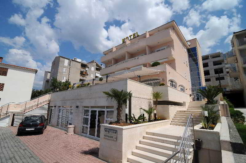 Hotel Rosina Makarska Exterior foto